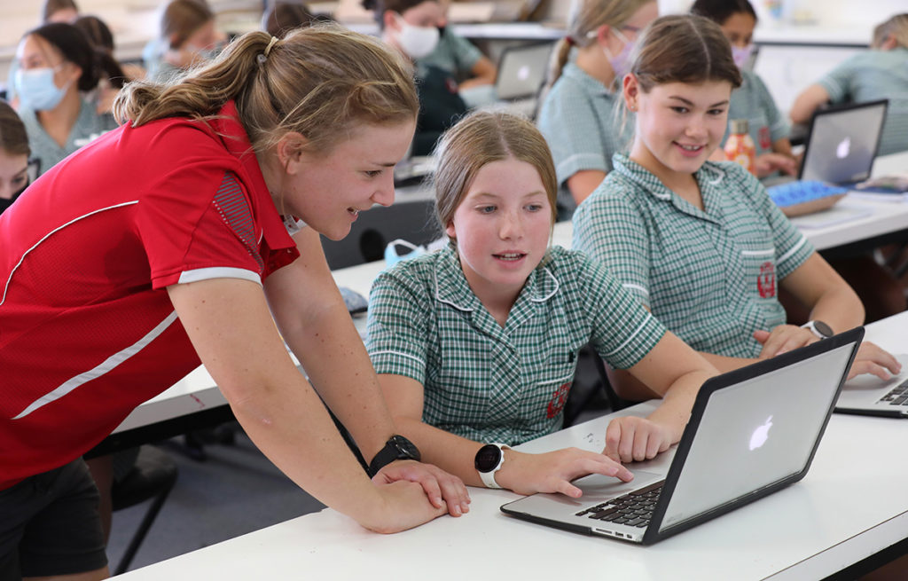 Check Ins for Students: A Case Study of iyarn in School