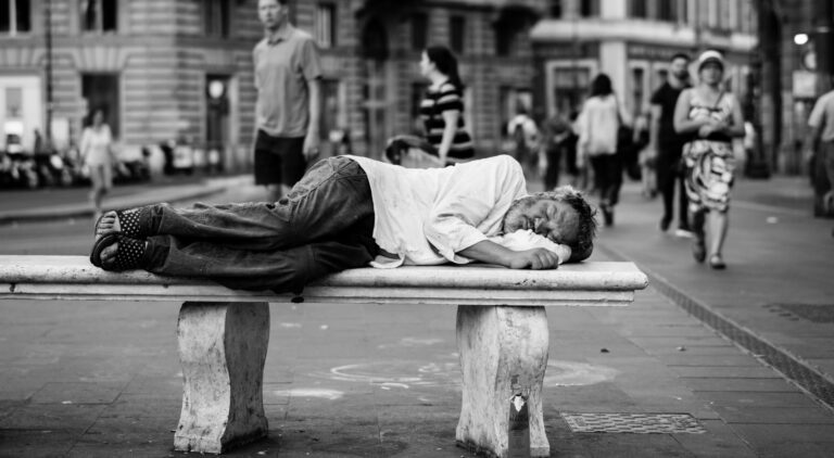 What to do if you need to sleep in the open